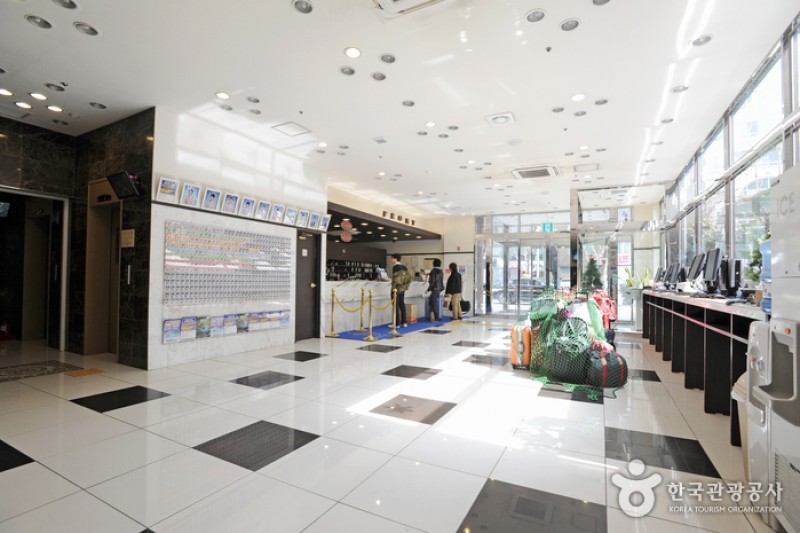 Toyoko Inn Hotel - Busan Station 2  (21/51)