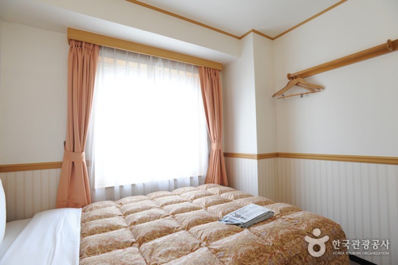 Toyoko Inn Hotel - Busan Station 2  (27/51)