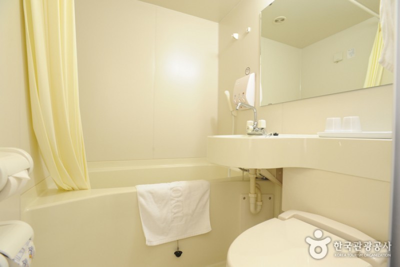 Toyoko Inn Hotel - Busan Station 2  (41/51)