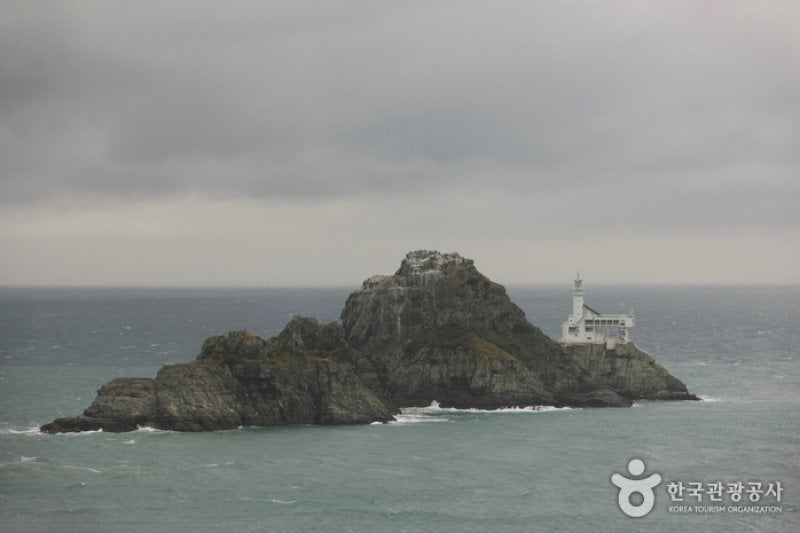 Oryukdo Lighthouse (오륙도 등대) (4/8)