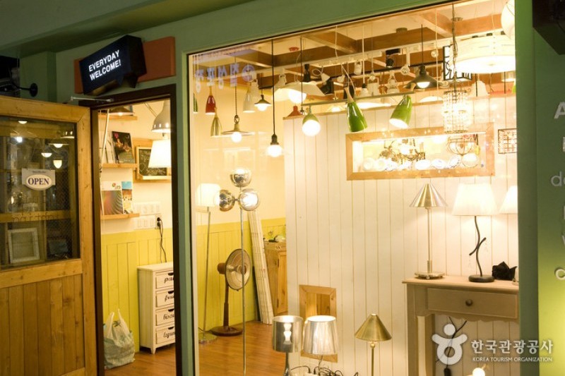 Gukje Market Lighting Street  (13/13)