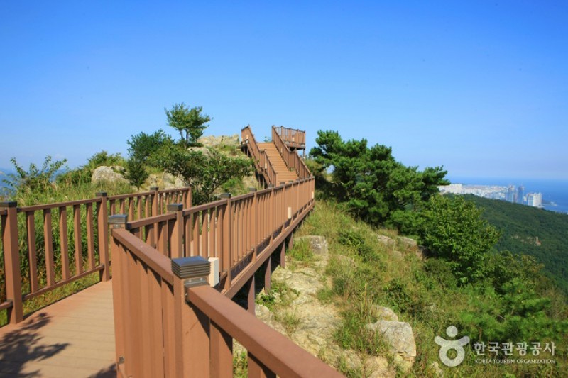Hwangnyeongsan Mountain  (2/5)