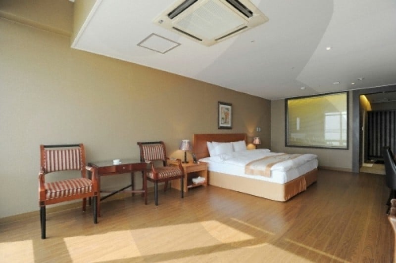 Homers Hotel  (24/40)