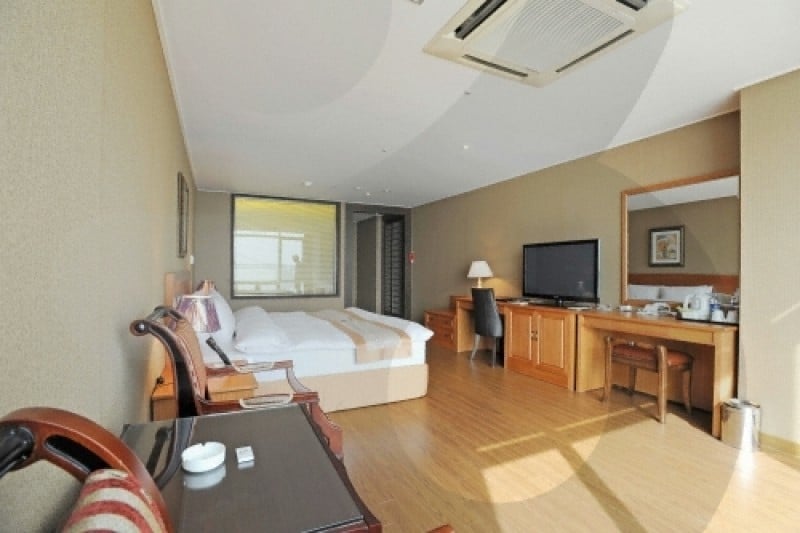 Homers Hotel  (25/40)