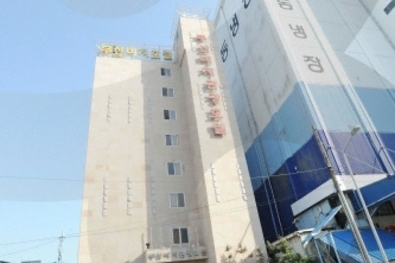Busan Beach Tourist Hotel  (12/34)