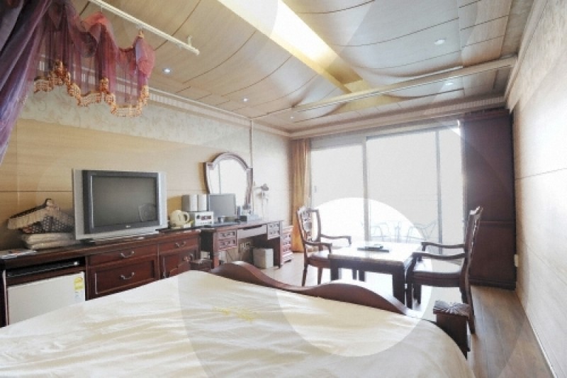 Busan Beach Tourist Hotel  (29/34)