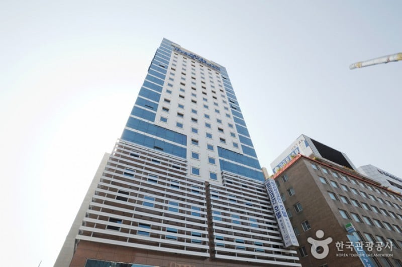 Toyoko Inn Hotel - Busan Station Branch  (1/25)