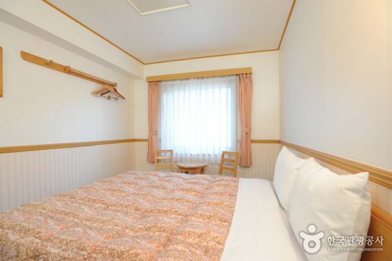 Toyoko Inn Hotel - Busan Station Branch  (18/25)