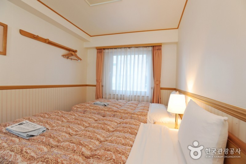 Toyoko Inn Hotel - Busan Station Branch  (24/25)