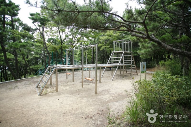Geumnyeonsan Youth Training Institute  (2/16)