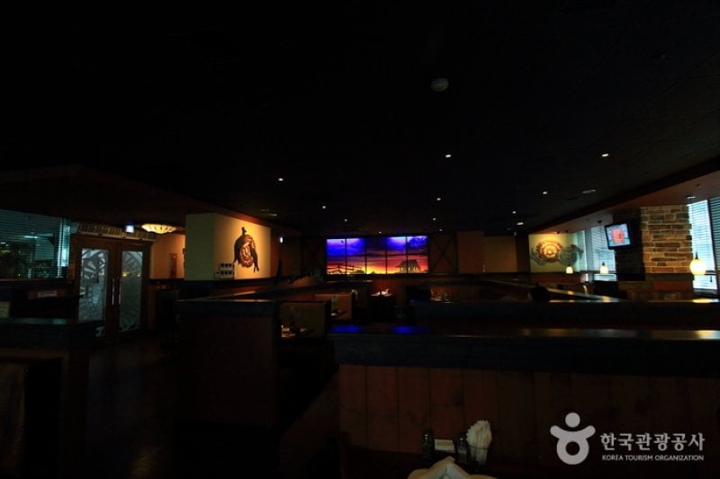Outback Steakhouse - Busan Yeonsan Branch (아웃백스테이크하우스(부산연산점)) (4/5)