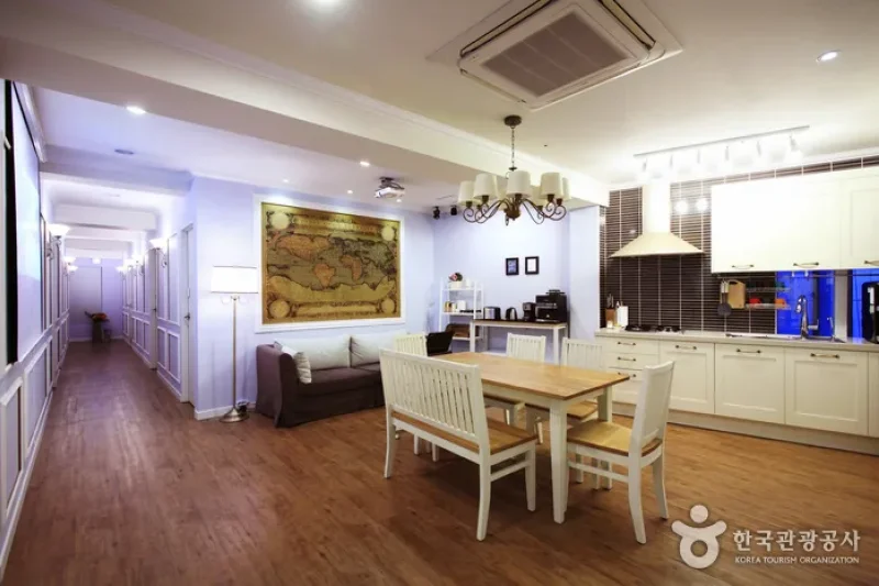 The Guesthouse - Goodstay  (9/9)