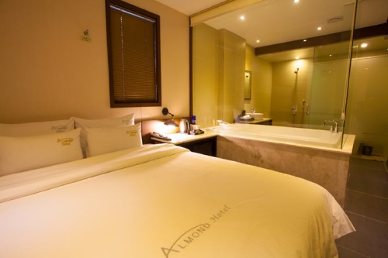 Almond Hotel - Goodstay  (4/28)