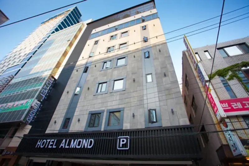 Almond Hotel - Goodstay  (18/28)