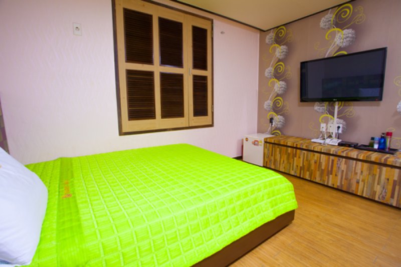 Valentine Hotel - Goodstay  (12/17)