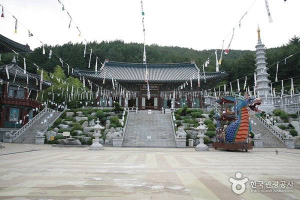 Samgwangsa Temple