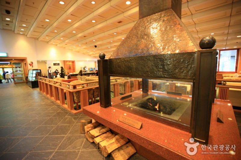 Yongpyong Ski Resort  (34/45)