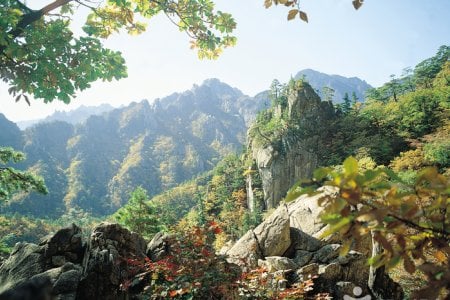 Seoraksan National Park (NaeSeorak; Inner Seorak)