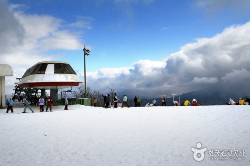 Phoenix Park Ski Resort  (4/21)