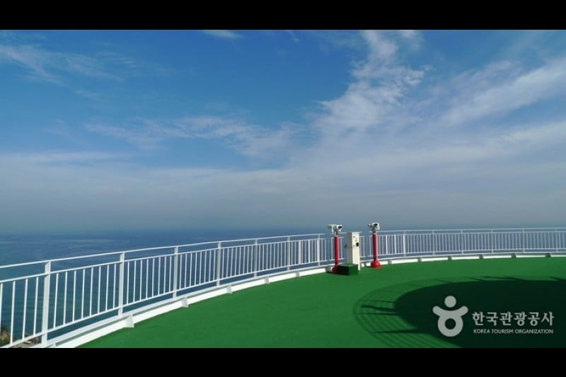 Sun Cruise Resort &amp; Yacht  (4/17)