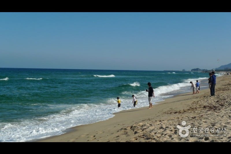 Gangneung Gyeongpo Beach  (2/13)