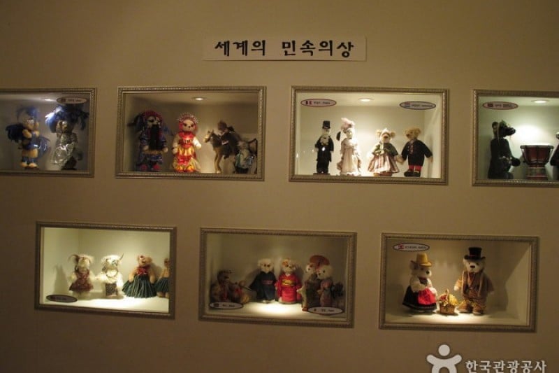 Teddy Bear Farm  (9/30)