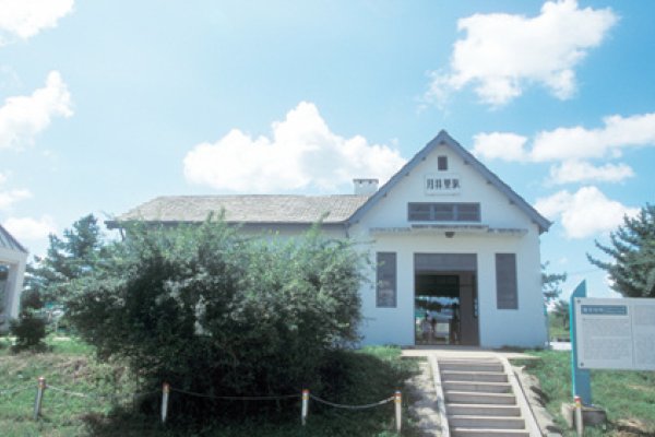 Woljeongni Station