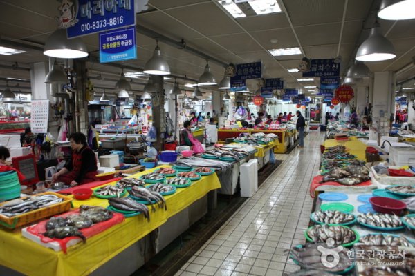 Jumunjin Seafood Market