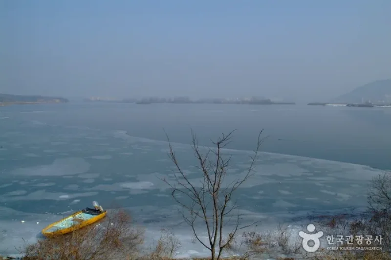 Uiamho Lake  (1/1)