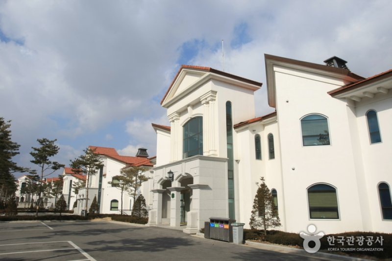 Pine Ridge Resort Villa (파인리즈리조트 빌라) (1/5)