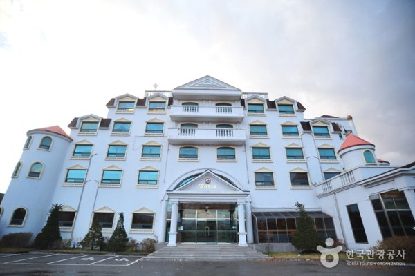Chiaksan Hotel