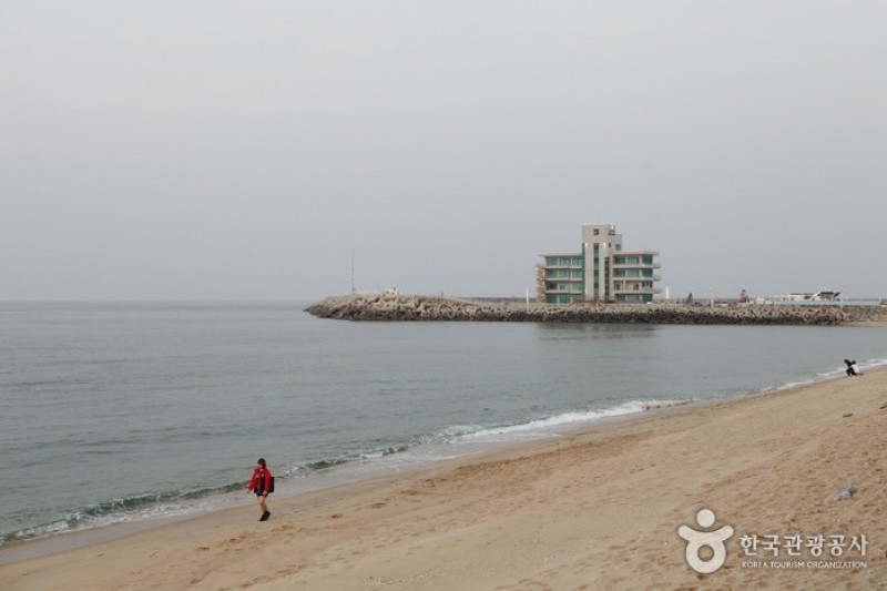 Anmok Beach  (1/14)