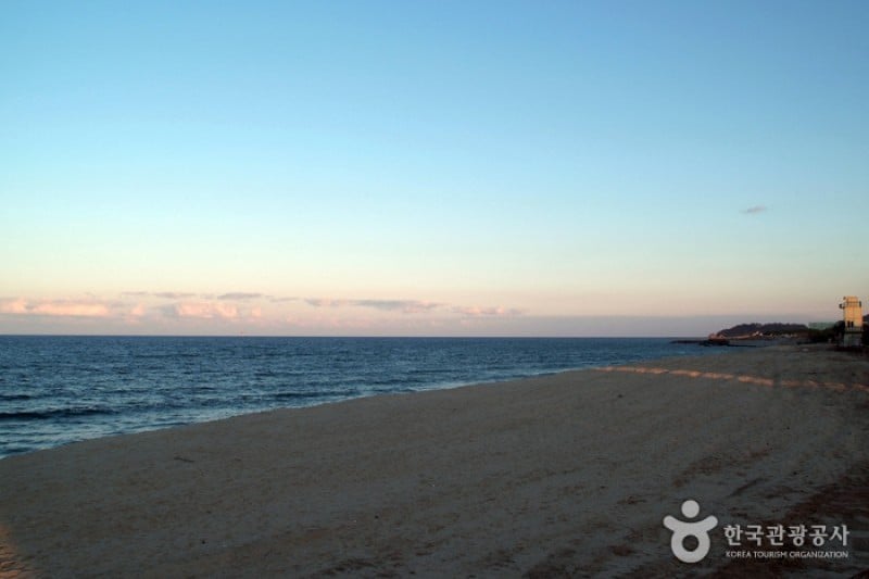 Namhangjin Beach  (1/9)