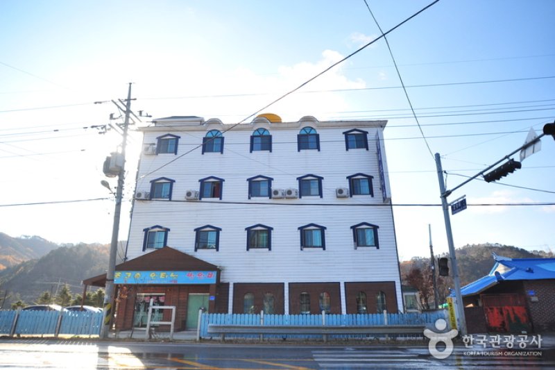 California Motel - Goodstay  (1/13)