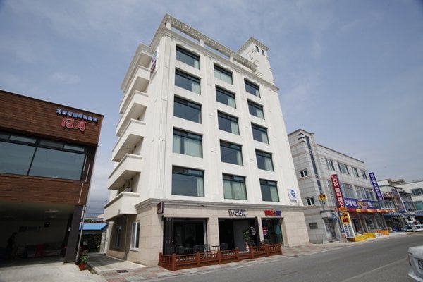 Helios Motel