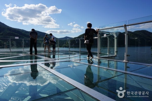 Uiamho Lake Skywalk