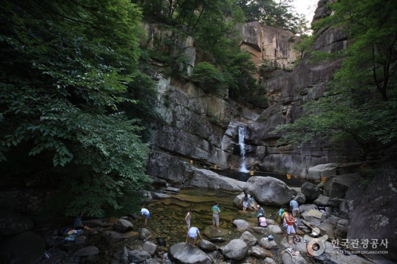 Yongchu Waterfall  (1/5)