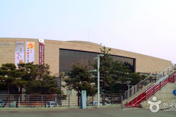 Seollal Traditional & Cultural Event at Chuncheon National Museum