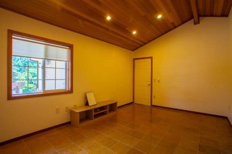 Hue 700 - Goodstay  (4/47)