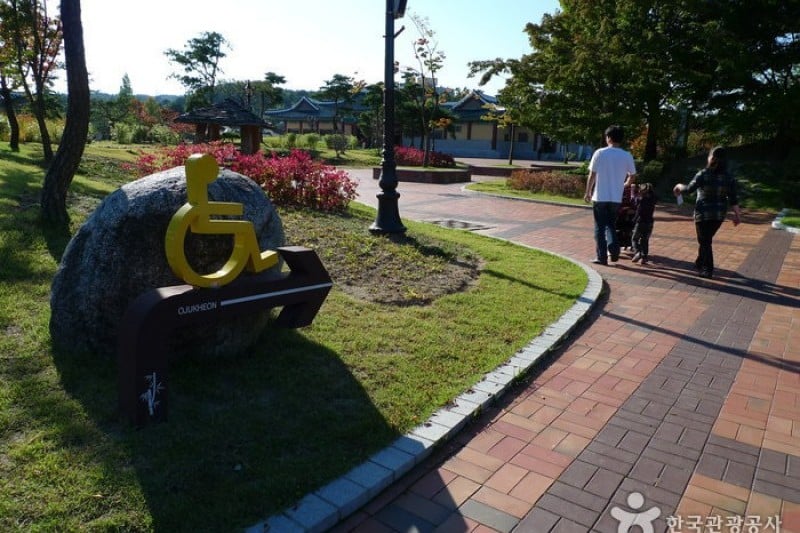 Ojukheon House  (5/24)