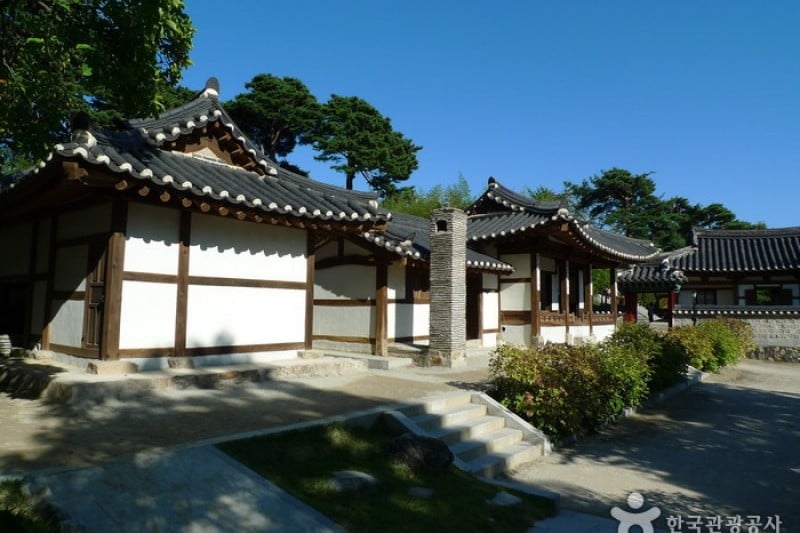 Ojukheon House  (11/24)