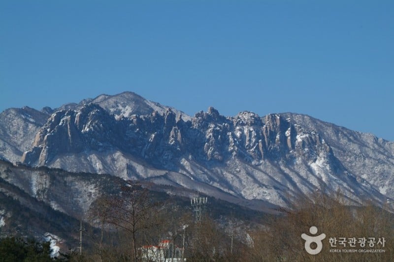 Ulsanbawi Rock  (1/5)