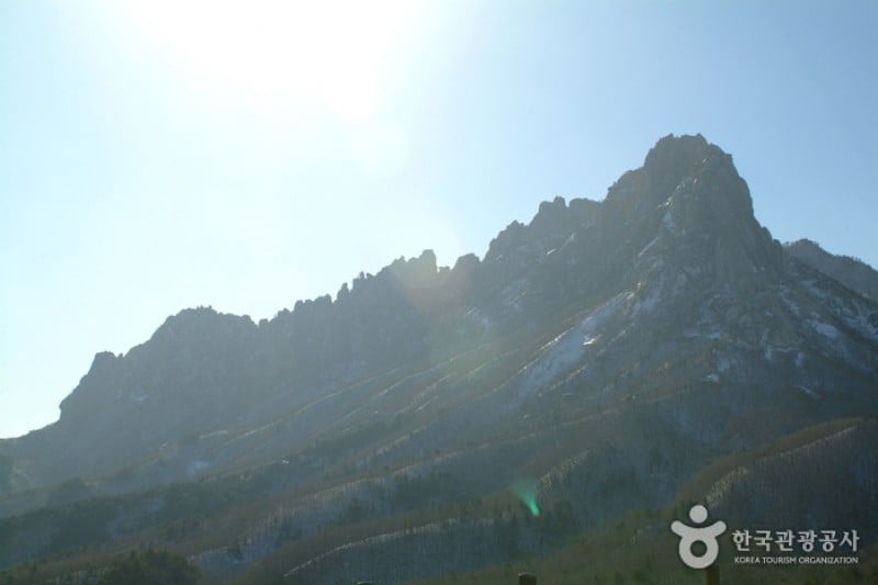 Ulsanbawi Rock  (4/5)