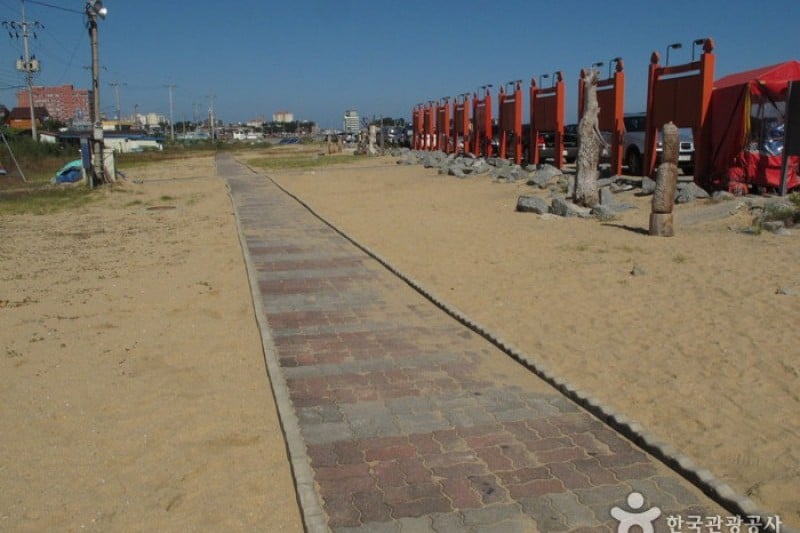 Abai Village  (18/25)