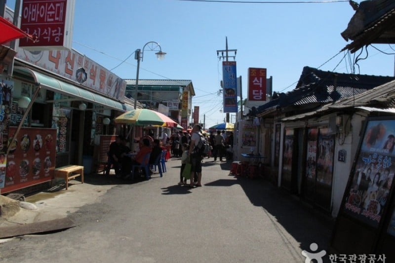 Abai Village  (19/25)