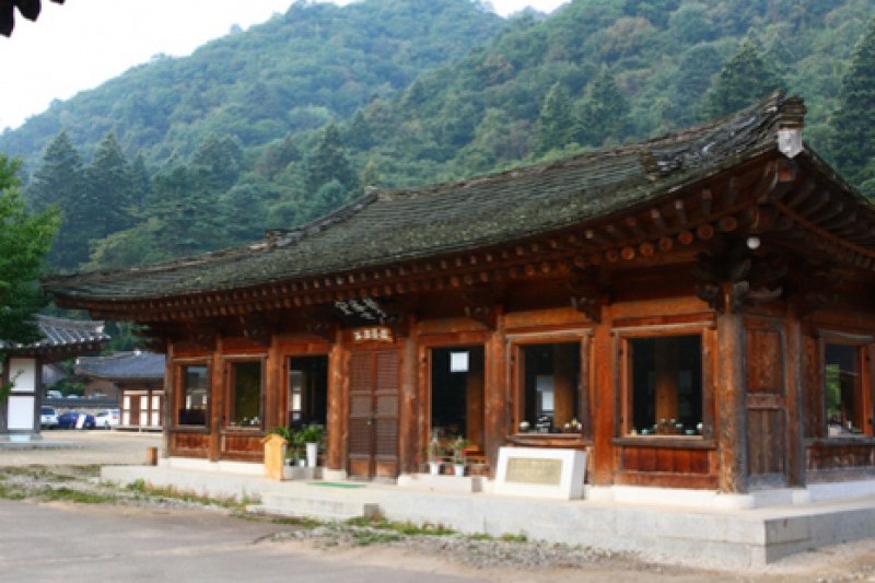 Baekdamsa Temple  (14/20)