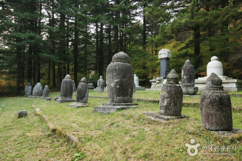 Woljeongsa Temple  (13/51)