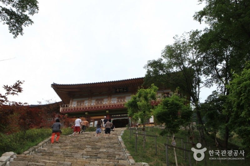 Woljeongsa Temple  (38/51)