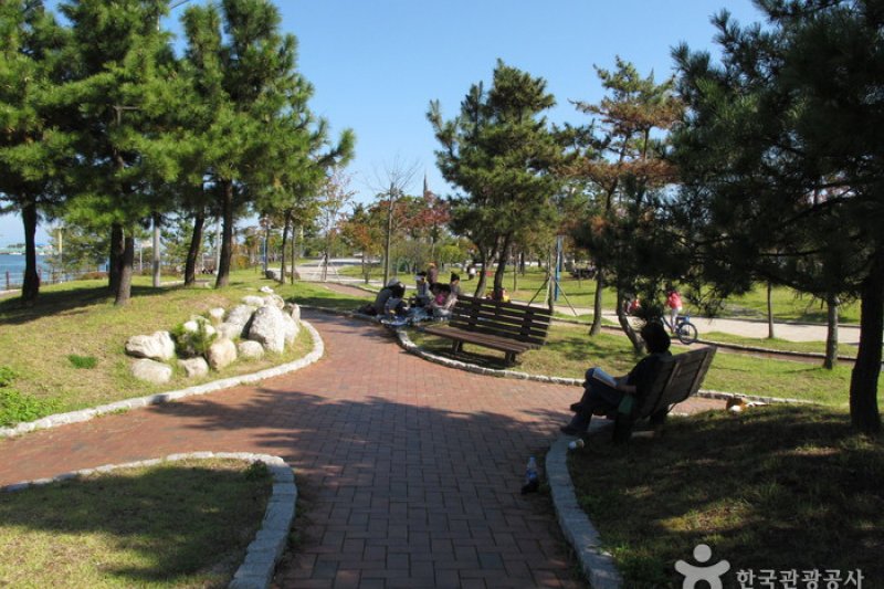 Cheongchoho Lake  (3/18)