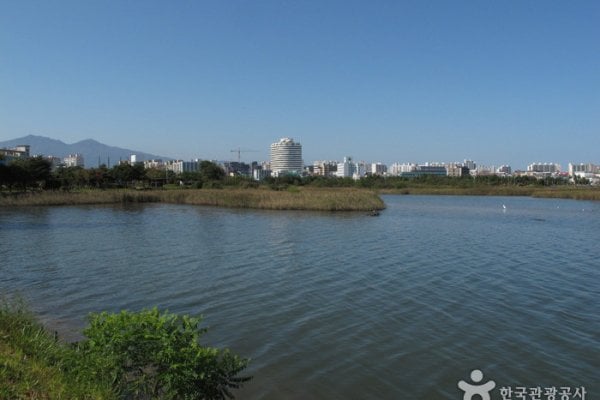 Cheongchoho Lake
